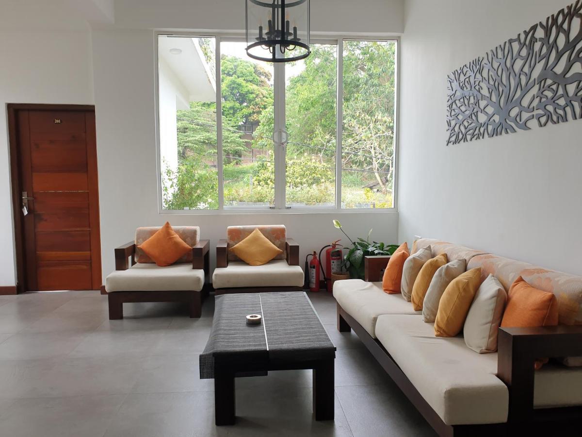 Hillcrest Villa 페라데니야 외부 사진