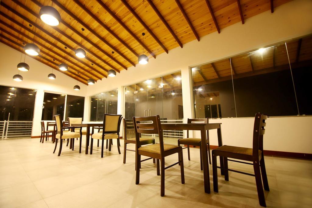 Hillcrest Villa 페라데니야 외부 사진